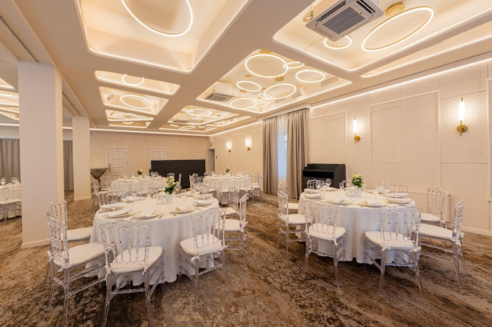 Фото №18 зала Атташе