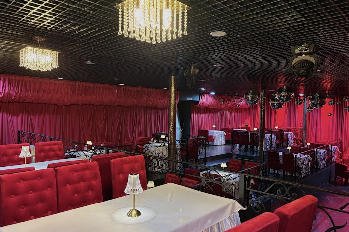 Фото №7 зала Театр Юности