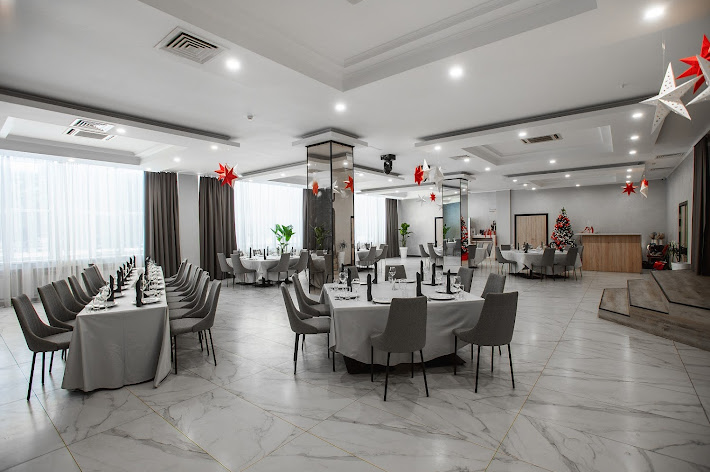 Фото №13 зала AMAKS