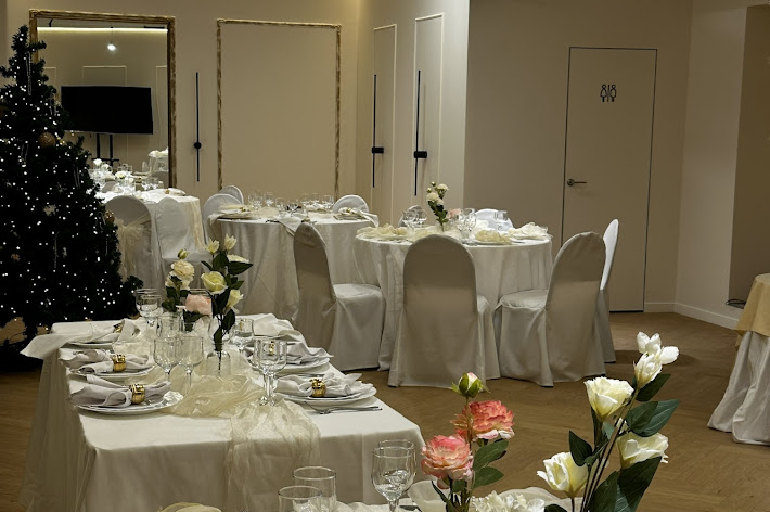 Фото №2 зала ФАМИЛИЯ