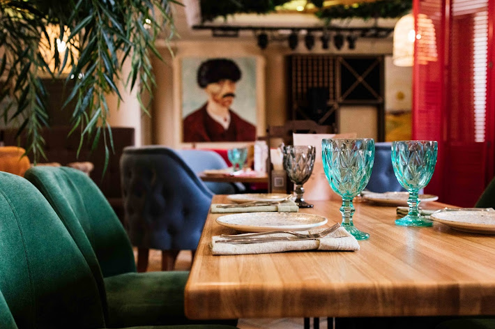 Фото №3 зала ВанГоги