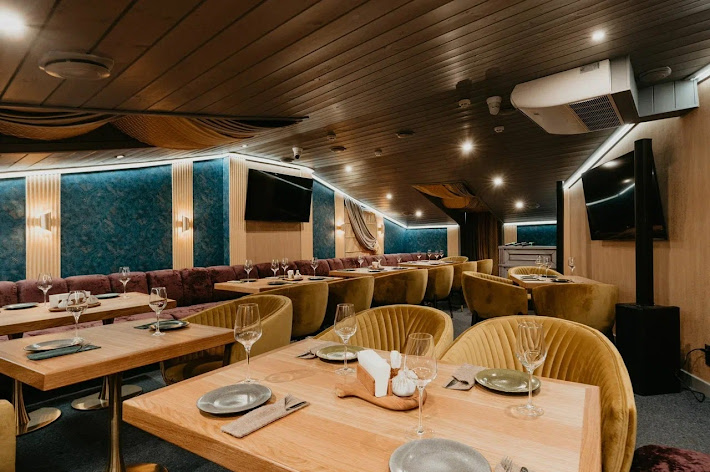 Фото №2 зала Хинкали Хаус