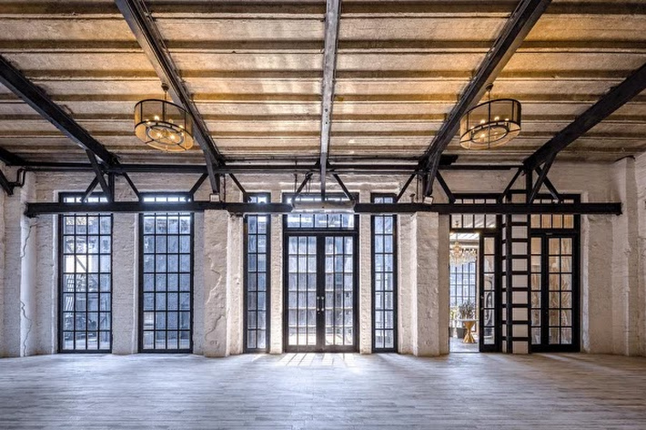 Фото №4 зала OHM HALL