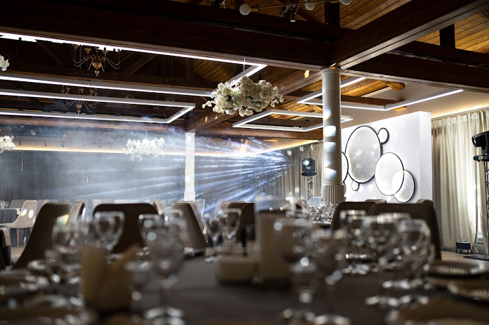 Фото №20 зала Ресторан Лесной