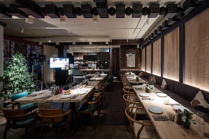 Фото №7 зала Соседи