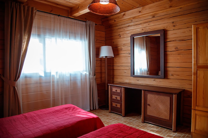 Фото №10 зала Альпийские дома "Центральный поселок"